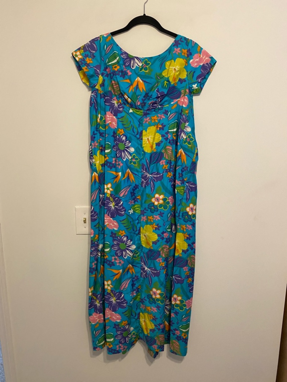 Original Hawaii Dress Turquoise Floral Cap-Sleeve Maxi Dress, no fabric tag